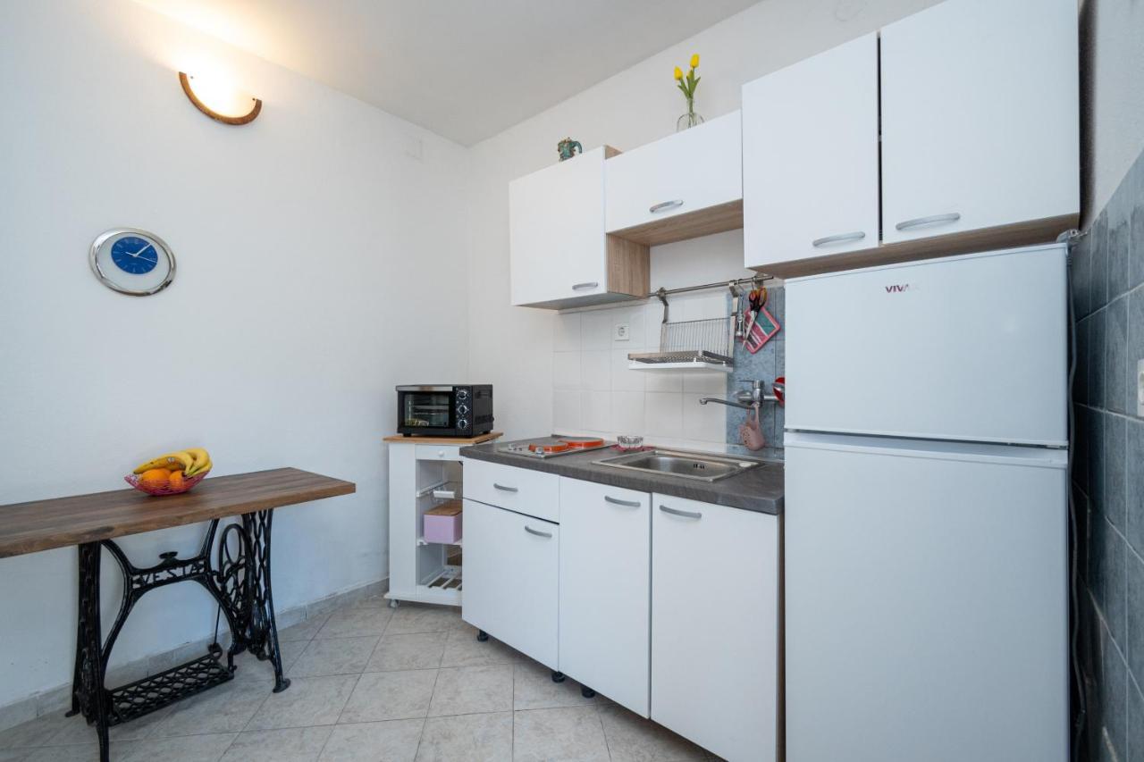 Apartment Preko 8179B Exterior photo